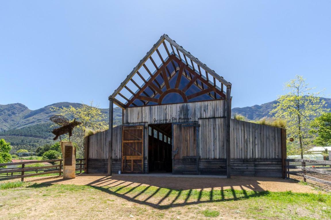 Готель Inspiring Farm Sanctuary And Famous Painting Pig Франсгук Екстер'єр фото